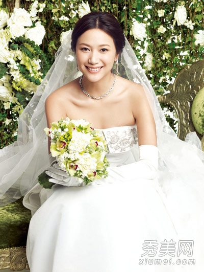 七夕范爷杨幂婚纱PK 难掩恨嫁女儿心