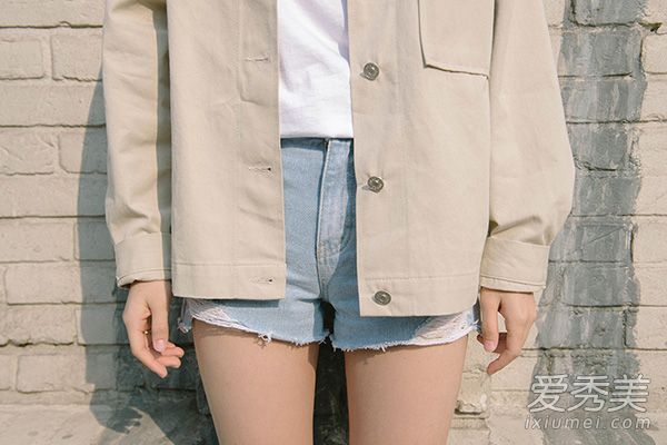 素色T恤最百搭 这几种颜色搭配要了解 T恤女夏