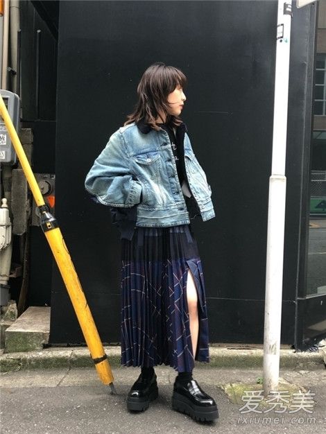 2018延续格纹热 跟着日本女生这样穿街头感十足