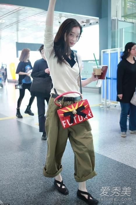 倪妮机场包包是什么牌子 gucci2017春夏系列包包价格 