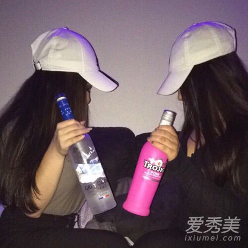 棒球帽怎么戴好看 想要变日韩妞这样搭配 棒球帽搭配