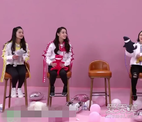奔跑吧第四期迪丽热巴衣服是什么牌子 迪丽热巴同款卫衣