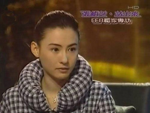 曾轶可和张柏芝的网民嘲笑“结实的衣服”