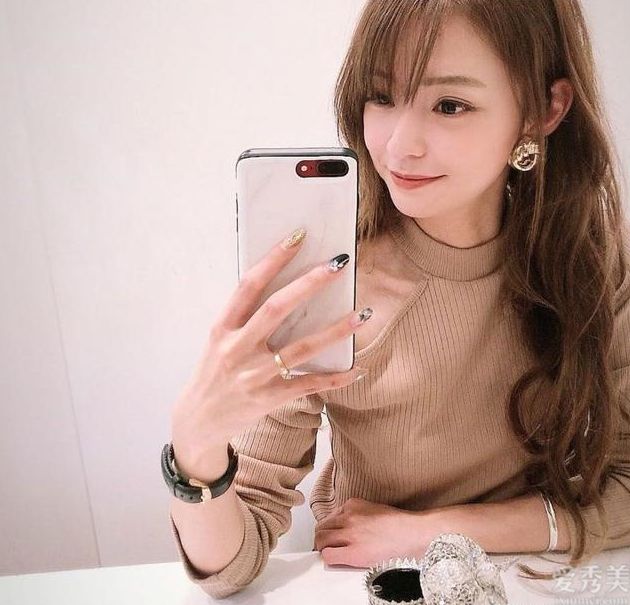 快速时尚品牌不等于低质感!日本女孩分享着装和身材的时尚,这不是炫耀而是有吸引力