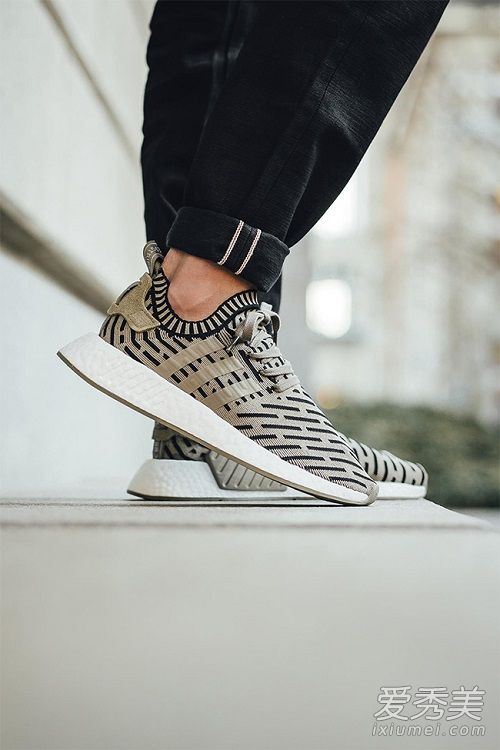 adidas nmd r2 trace cargo配色什麼時候發售?多少錢?