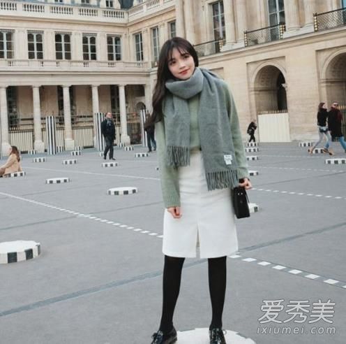 毛衣半身裙怎么搭好看 你穿像路人因为没有掌握这些技巧