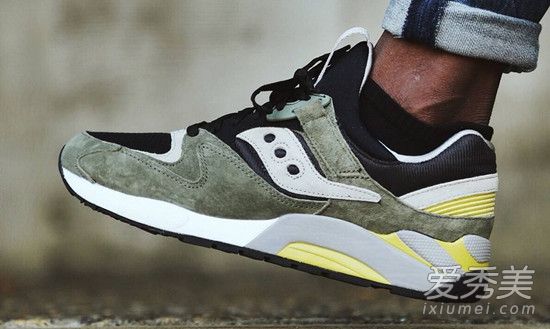 asics和耐克哪个好 asics亚瑟士和耐克nike跑鞋的区别