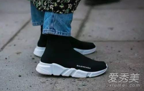 巴黎世家袜子鞋多少钱 巴黎世家袜子鞋v商nmd2020价格