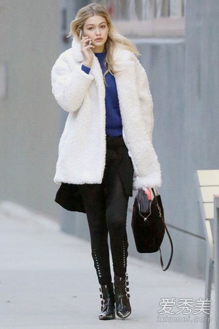 今冬流行毛绒绒外套 时髦人都穿它出街 毛绒外套搭配