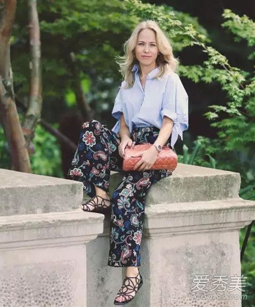 黑色打底裤配什么鞋?夏季打底裤配什么鞋?