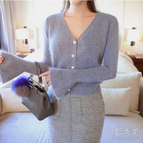 想要散发女人味 这件毛衣一定穿起来 冬季穿搭 毛衣穿搭 