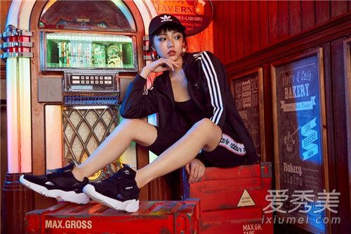 adidas originals falcon上腳搭配圖 四種複古look輕鬆駕馭