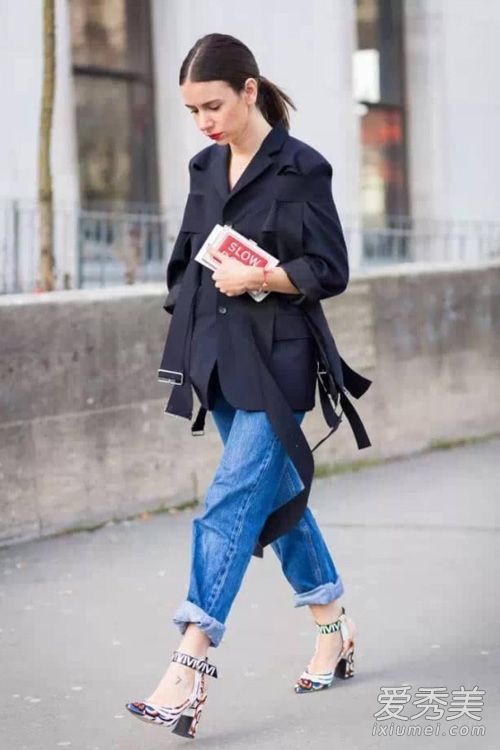 女生春天穿什麼鞋子 大方跟鞋增高又不累 什麼是方跟鞋 
