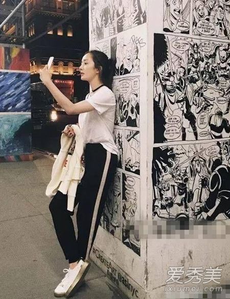 李小璐机场红色校服裤是什么牌子 校服裤怎么穿好看