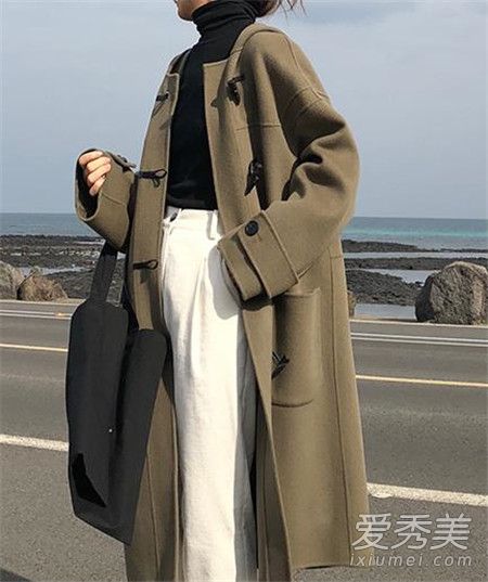 澳毛大衣会起球吗 澳毛大衣可以水洗吗