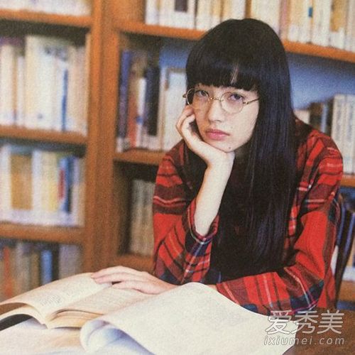 连眼镜都吹起了复古风？2016春夏眼镜夯款推荐 眼镜款式