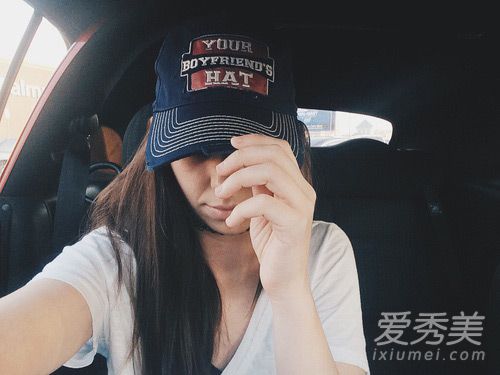 棒球帽怎么戴好看 想要变日韩妞这样搭配 棒球帽搭配