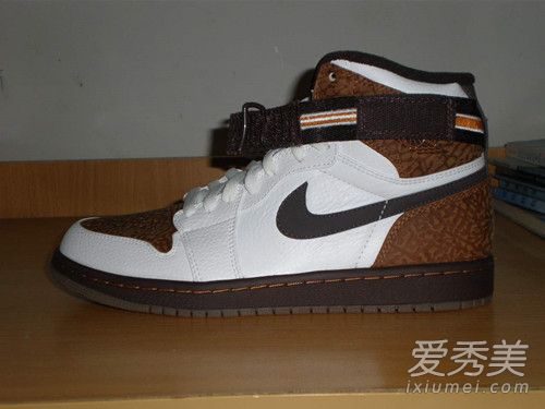 中国有嘻哈TY鞋子什么是牌子多少钱 中国有嘻哈TY同款鞋子图片