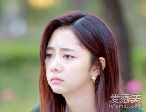 谭松韵狐狸的夏天里戴的耳环是什么牌子 宝格丽首饰怎么样