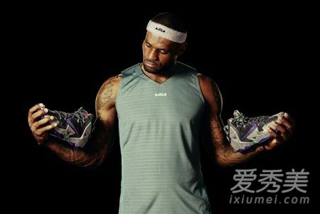 nike lebron soldier 11 silver bullet什麼時候發售多少錢