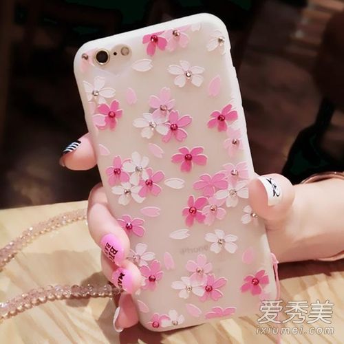 人民的名义欧阳菁手机壳是什么牌子 欧阳菁同款手机壳多少钱