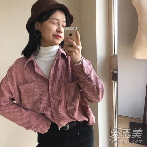 為複古風打call 奶奶年代的燈芯絨單品真的不容錯過