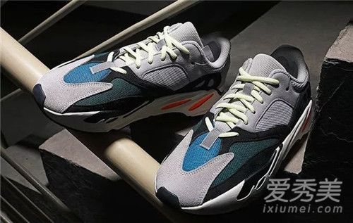 yeezy 700真假对比 yeezy 700脚感怎么样