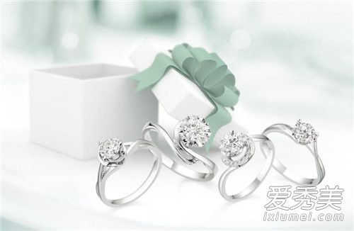 结婚戒指戴哪个手指 结婚戒指戴中指可以吗