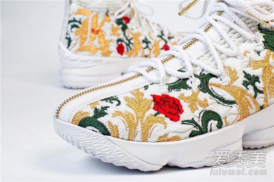 kith x lebron15花卉系列怎么样 kith x lebron15花卉细节图