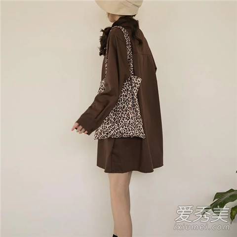 韩国妹子的秋冬搭配分享 豹纹单品+穿搭技巧展现轻熟魅力