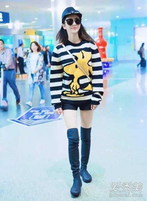 冬天想吸引目光 穿印花毛衣准没错 冬季穿搭 服装搭配