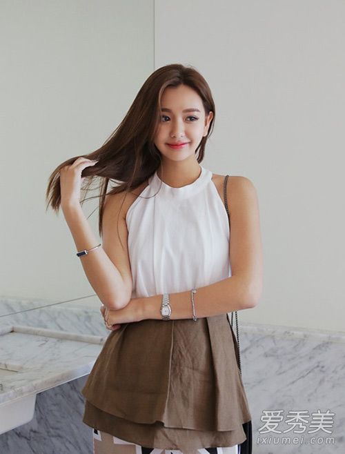 梯形小背心好火！一穿上就女神感十足 小背心图片