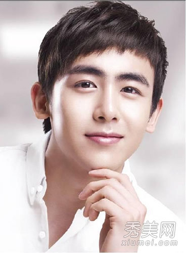 韩国男星尼坤示范 阳光范王子风男生发型