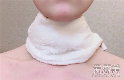 怎么预防颈纹出现 颈霜的正确使用方法