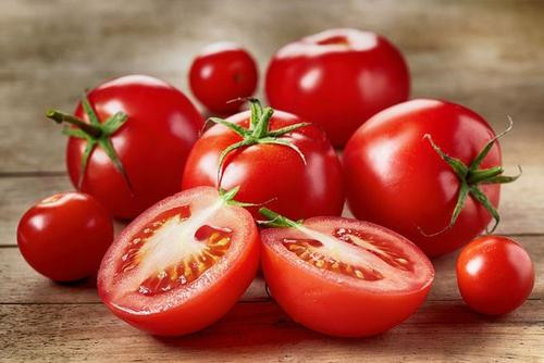 西红柿有哪些美容功效 西红柿怎么吃最营养