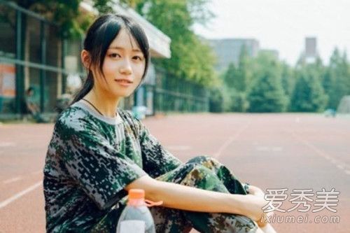 軍訓防曬霜什麼牌子好 軍訓怎樣防止曬黑曬傷 軍訓曬黑了怎麼快速變白