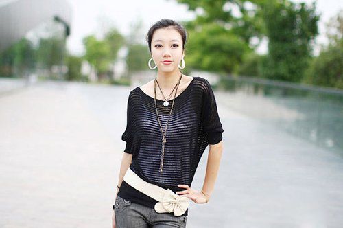 小胸女人盛装向太平公主告别