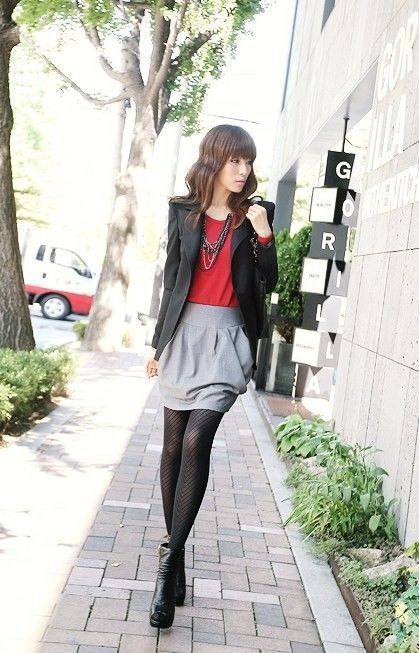 垫肩套装完美诠释复古醇气质