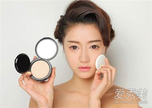 护肤步骤的先后顺序 风靡韩国的10个步骤护肤保养程序