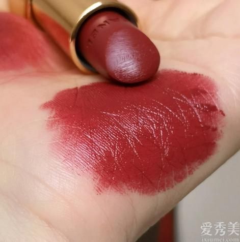 什么口红色号显皮肤白？大牌显白色号排行榜
