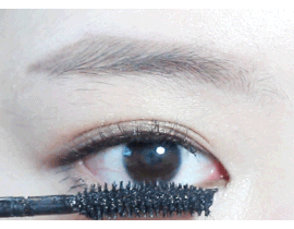 眼线笔可以画眼影吗 如何用眼线笔画眼妆教程图解