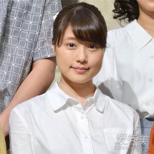 脸大适合什么发型 大脸女生留什么发型显脸小