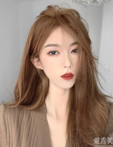什么口红色号显皮肤白？大牌显白色号排行榜