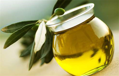 食用橄榄油可以护肤吗 食用橄榄油擦脸吗