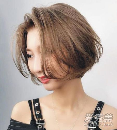 头大什么发型好看女 头大的人适合什么短发