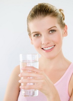 女人14种喝水法养出美丽肌肤