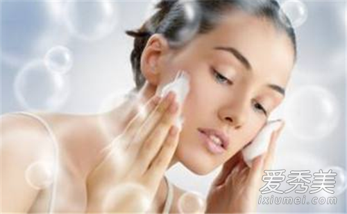 油性皮膚用什麼護膚品 油性皮膚怎麼改善