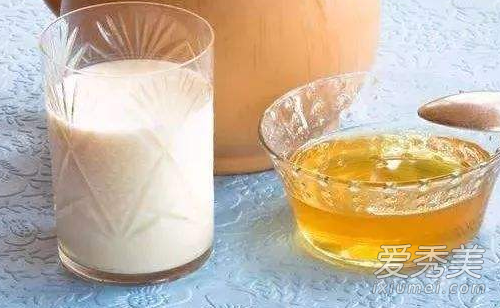 牛奶蜂蜜面膜怎么做 蜂蜜面膜的4种做法
