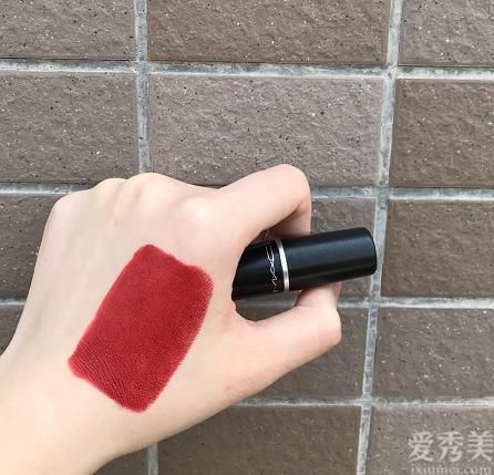 什么口红色号显皮肤白？大牌显白色号排行榜