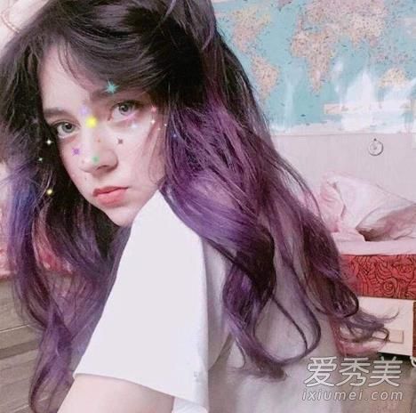 召喚阿加西！鬼怪同款楓葉色發色實在太美了